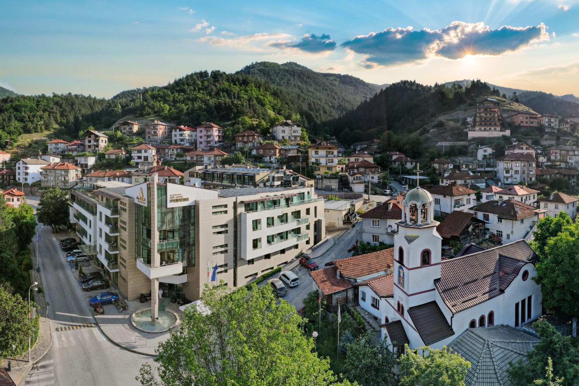 Spa Hotel Persenk Devin Extérieur photo